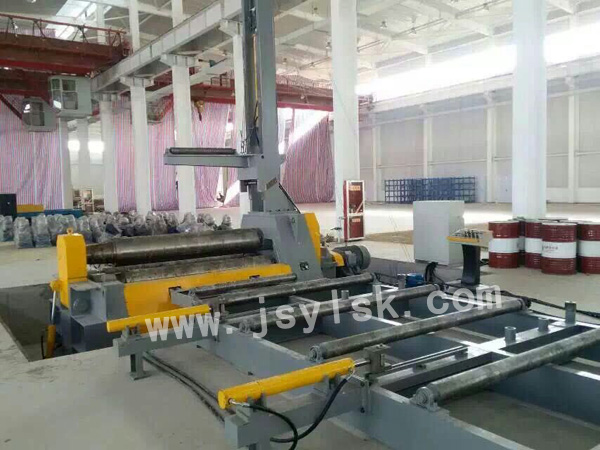 四(sì)輥卷(juàn)闆機